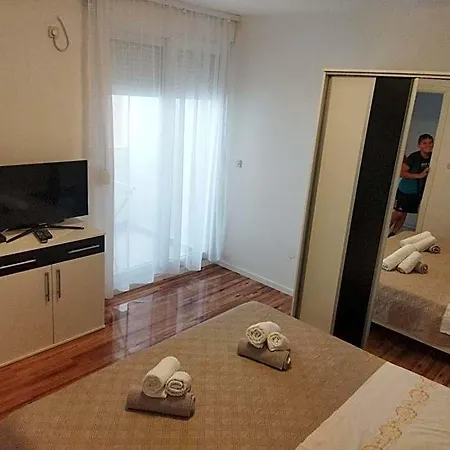 Duje 3* Split